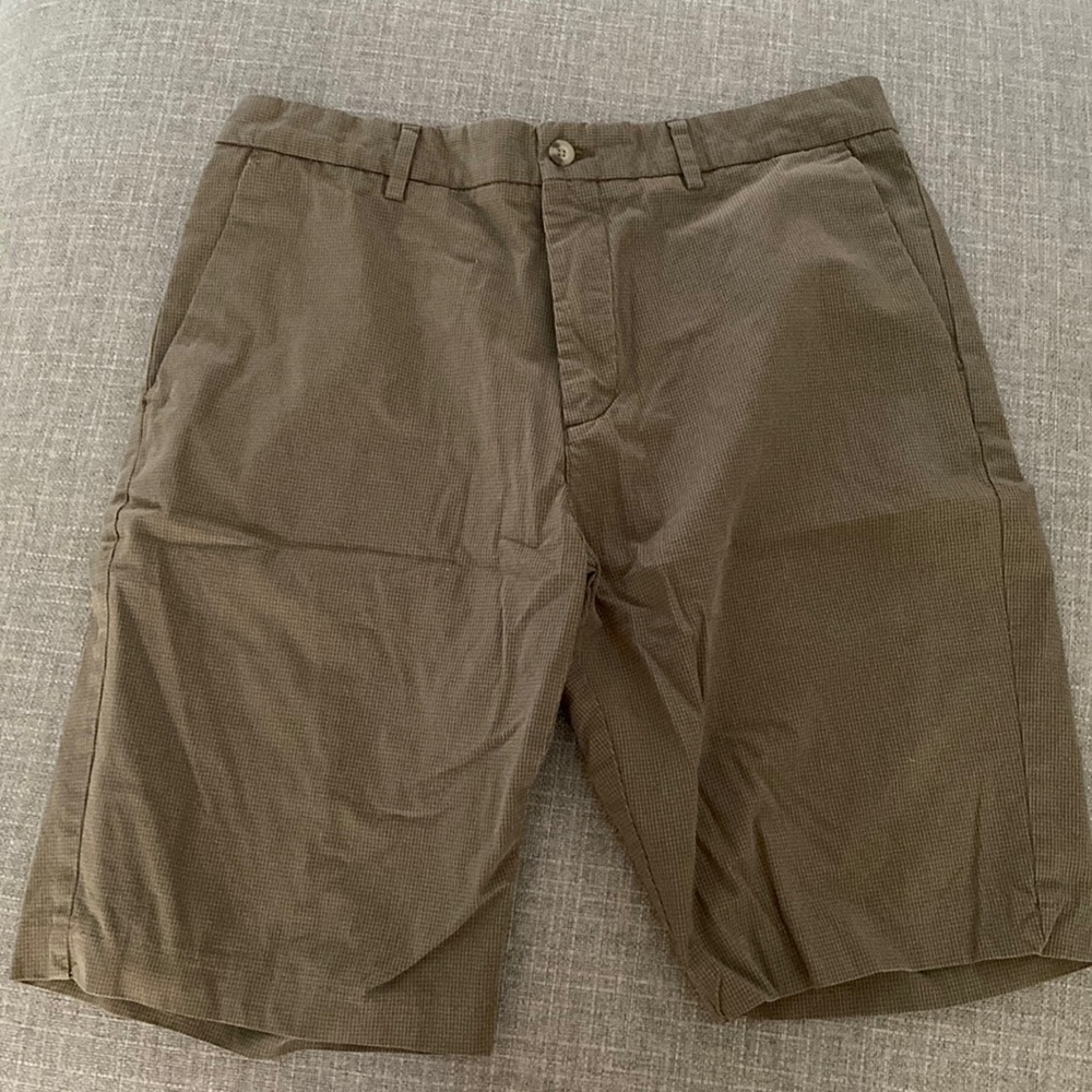 Gently worn light weight size 32 shorts